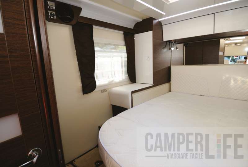 camperlife rivista camperisti recensioni camper Mobilvetta K-Yacht Tekno Design 89  matrimoniale posteriore