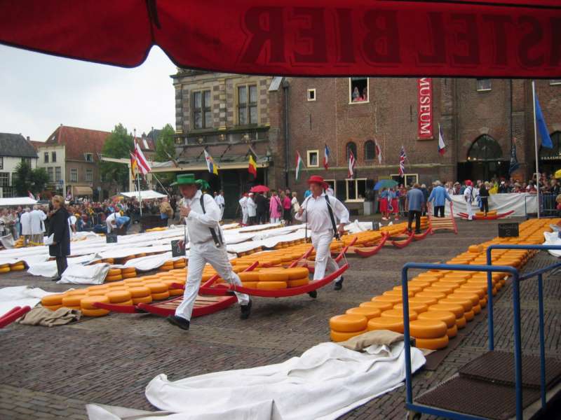camper camperlife rivista camperisti diario di viaggio olanda Alkmaar formaggio