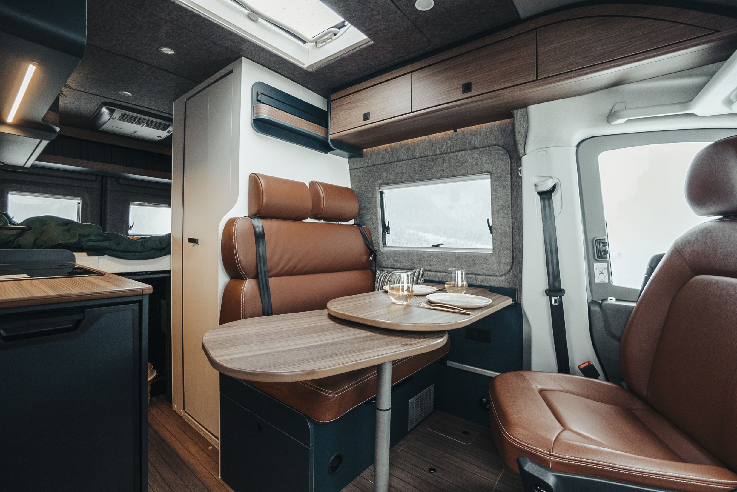 Il nuovo Camper Van Eriba Car di Hymer debutta al CMT 2024 di Stoccarda ...