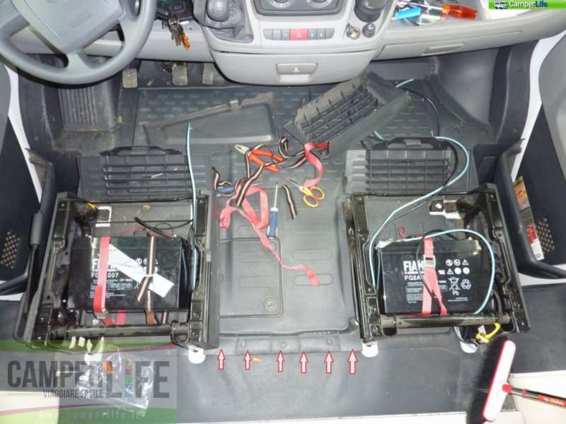 Come avviare l'auto con i cavi - Collegare batterie - Articolo di  OfficineTop